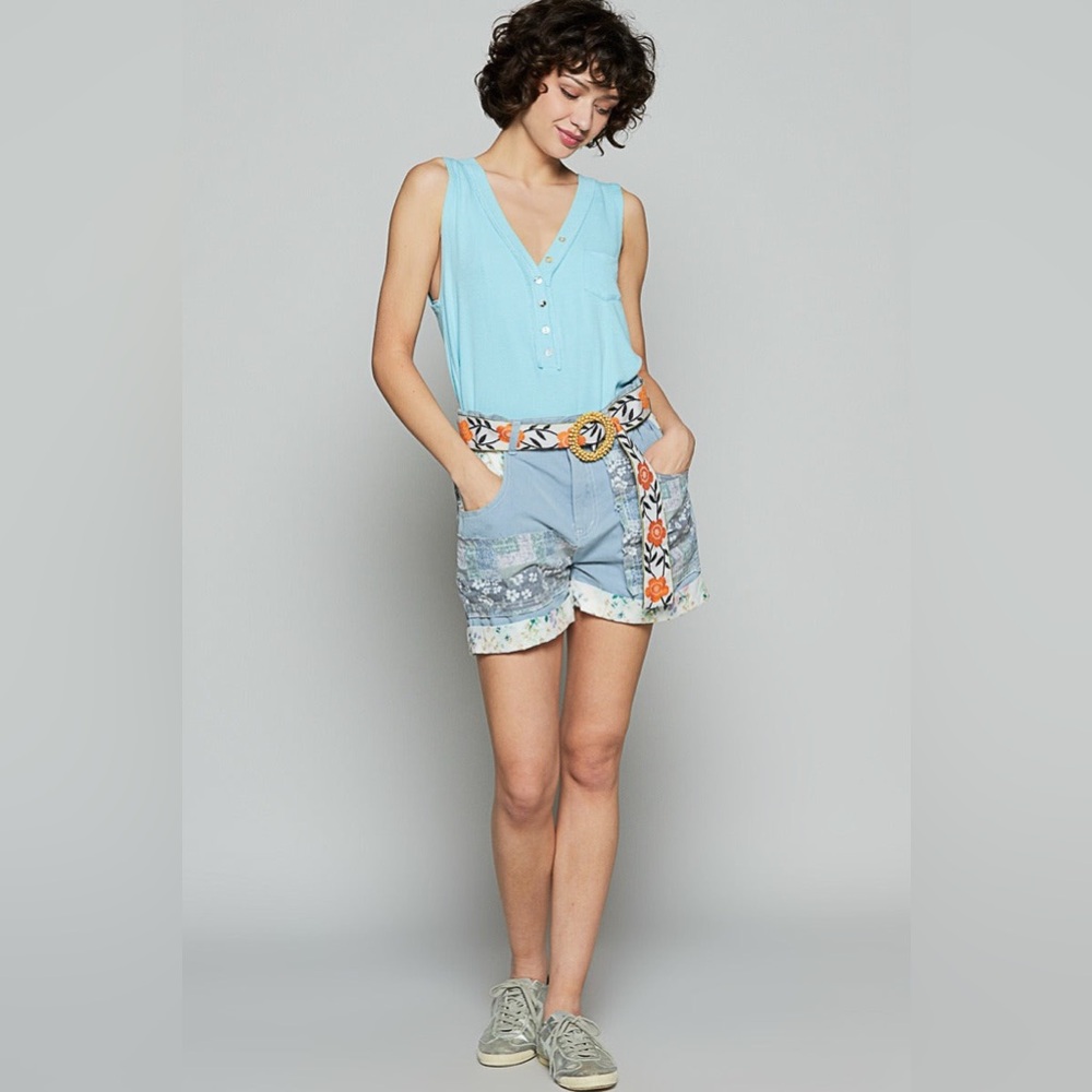 Wide Leg Floral Patch Twill Shorts - POL